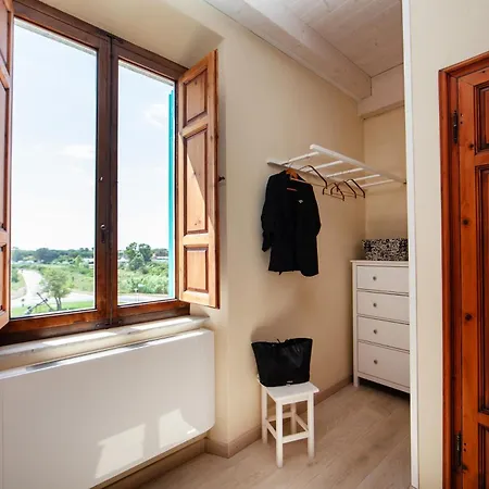 Le Api Konukevi 3*