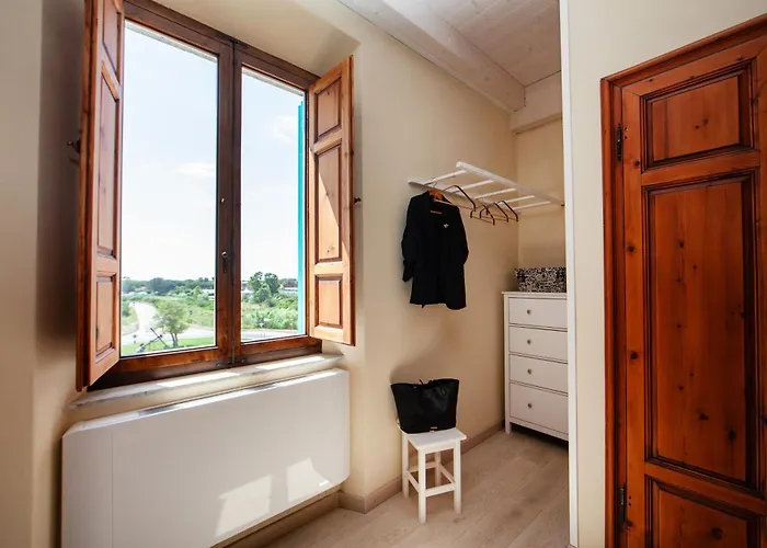 Le Api בית הארחה 4*