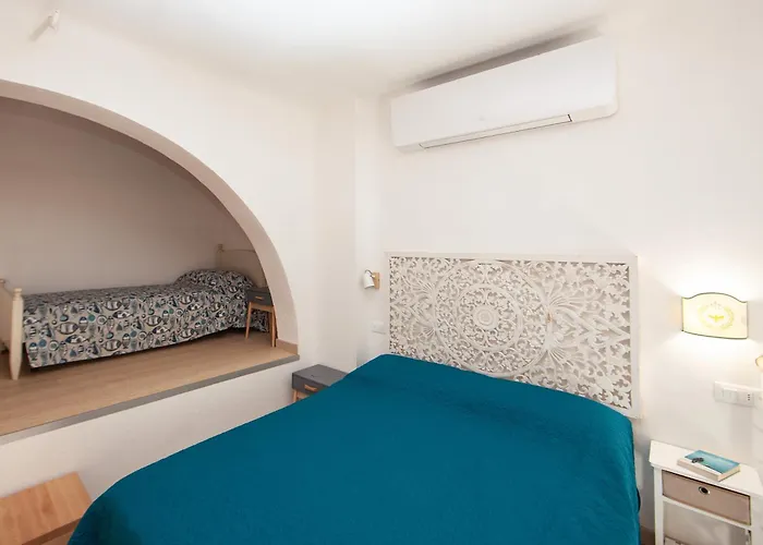 Le Api 4* מרינה די קמפו