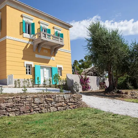 Le Api 4* 마리나디캄포